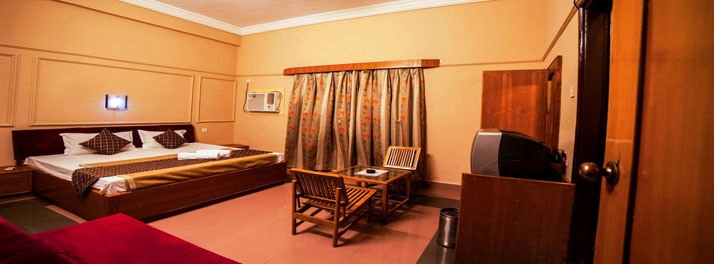 1747/Hotel Empire - Gandhidham 09.jpg